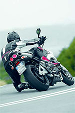 Suzuki GSR600 — новейшая разработка SUZUKI в классе городских мотоциклов